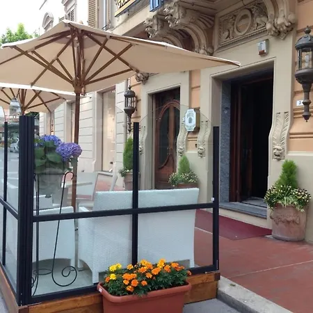 Grande Bretagne Hotel 4*