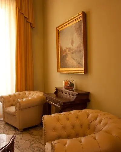 Hotel Grande Bretagne 4*